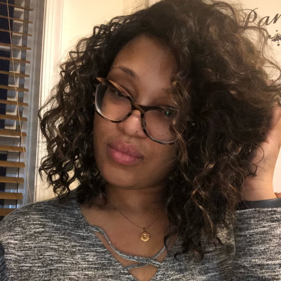 Meet your Posher, Jonathan - Picture 3 of 9